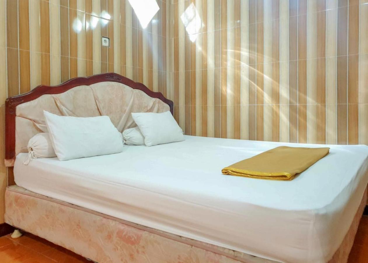 Hotel Mario Pulana Bone Watampone المظهر الخارجي الصورة
